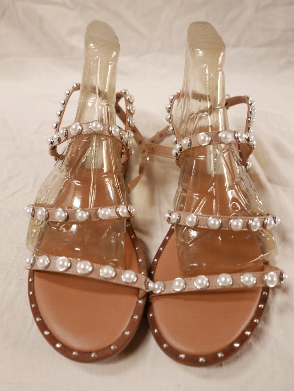 Steve Madden Travel-P Tan Faux Leather Pearl Embellished Flat Sandals Size 8.5